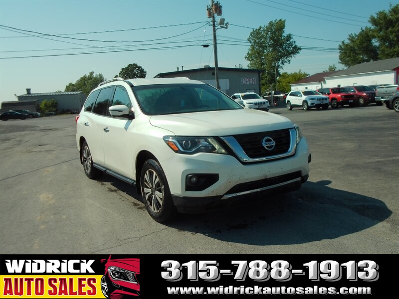 2017 Nissan Pathfinder SL - Photo 1 - Watertown, NY 13601