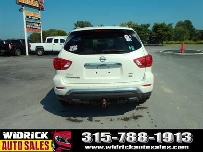 2017 Nissan Pathfinder SL   - Photo 6 - Watertown, NY 13601