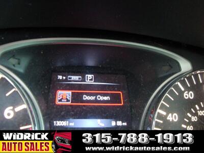 2017 Nissan Pathfinder SL   - Photo 9 - Watertown, NY 13601