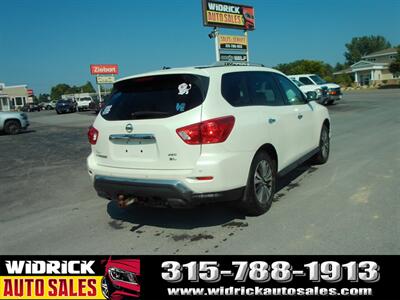 2017 Nissan Pathfinder SL   - Photo 5 - Watertown, NY 13601