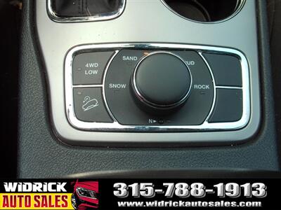 2019 Jeep Grand Cherokee Laredo E - Photo 12 - Watertown, NY 13601