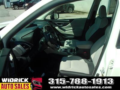 2023 Subaru Forester - Photo 4 - Watertown, NY 13601