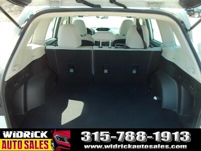 2023 Subaru Forester - Photo 6 - Watertown, NY 13601
