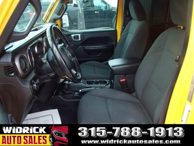 2020 Jeep Wrangler Unlimited Sport   - Photo 4 - Watertown, NY 13601