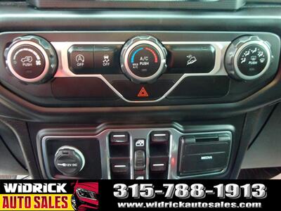 2020 Jeep Wrangler Unlimited Sport   - Photo 9 - Watertown, NY 13601