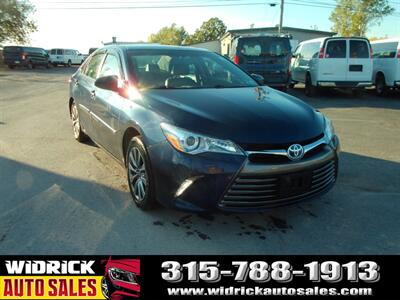 2017 Toyota Camry Hybrid   - Photo 1 - Watertown, NY 13601