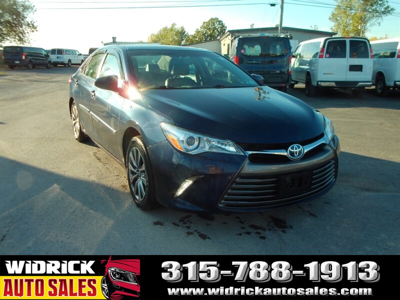 2017 Toyota Camry Hybrid - Photo 1 - Watertown, NY 13601