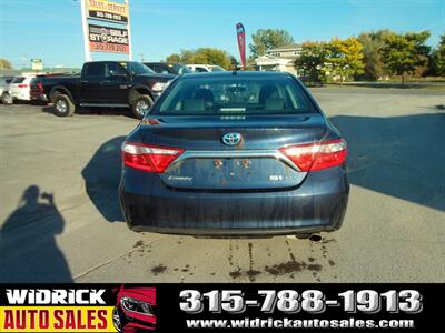 2017 Toyota Camry Hybrid   - Photo 6 - Watertown, NY 13601