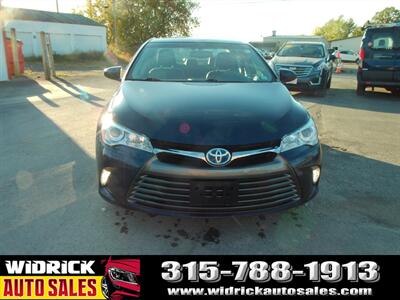 2017 Toyota Camry Hybrid   - Photo 2 - Watertown, NY 13601