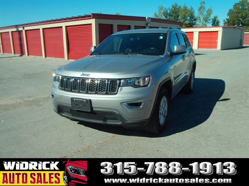 2020 Jeep Grand Cherokee Laredo E photo 2