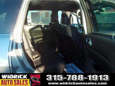 2020 Jeep Grand Cherokee Laredo E   - Photo 5 - Watertown, NY 13601