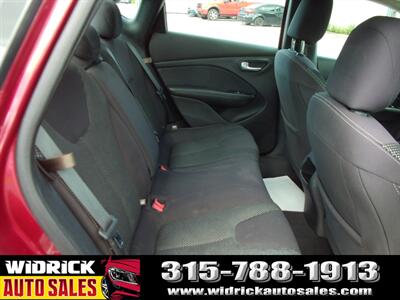 2015 Dodge Dart SXT   - Photo 5 - Watertown, NY 13601