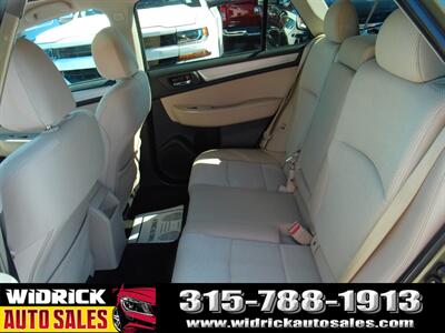 2015 Subaru Outback 2.5i Premium - Photo 5 - Watertown, NY 13601