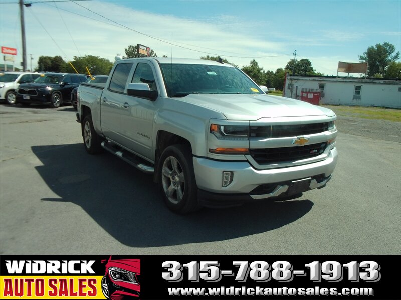 2017 Chevrolet Silverado 1500 LT LT2   - Photo 1 - Watertown, NY 13601