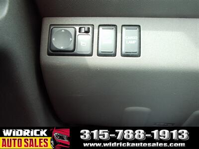 2019 Nissan Frontier SV   - Photo 10 - Watertown, NY 13601