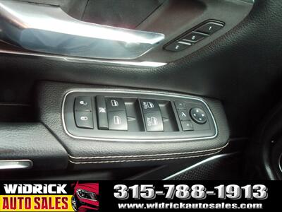 2019 RAM 1500 Laramie - Photo 8 - Watertown, NY 13601