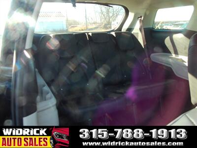 2024 Kia Carnival LX - Photo 6 - Watertown, NY 13601