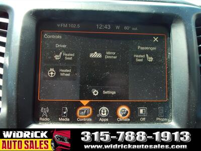 2017 Jeep Cherokee Limited   - Photo 9 - Watertown, NY 13601