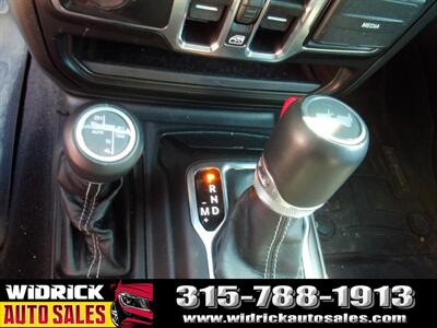 2023 Jeep Wrangler Sahara 4xe - Photo 13 - Watertown, NY 13601