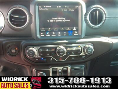 2023 Jeep Wrangler Sahara 4xe - Photo 8 - Watertown, NY 13601