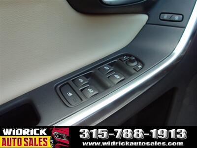 2016 Volvo XC60 T5   - Photo 9 - Watertown, NY 13601