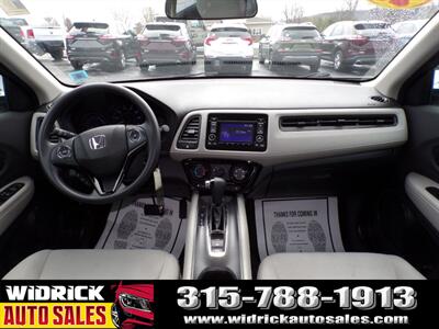 2022 Honda HR-V LX   - Photo 6 - Watertown, NY 13601