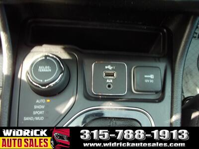 2020 Jeep Cherokee Altitude - Photo 11 - Watertown, NY 13601