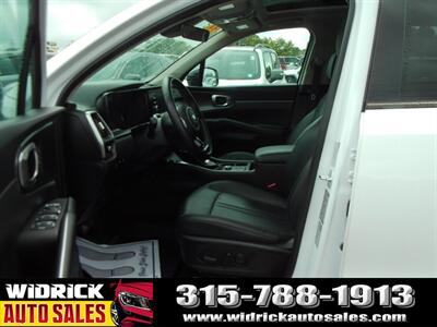 2021 Kia Sorento S   - Photo 4 - Watertown, NY 13601