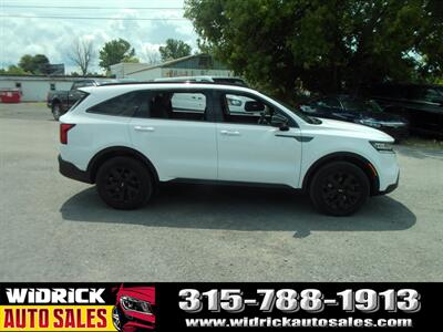 2021 Kia Sorento S   - Photo 4 - Watertown, NY 13601