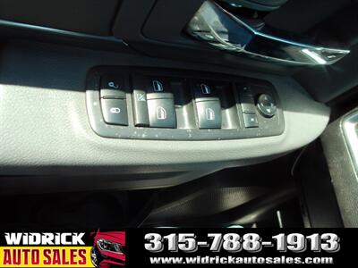 2019 RAM 1500 Classic SLT   - Photo 8 - Watertown, NY 13601
