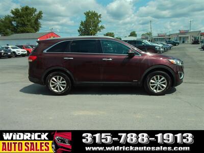 2018 Kia Sorento LX   - Photo 8 - Watertown, NY 13601