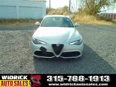 2017 Alfa Romeo Giulia Ti   - Photo 2 - Watertown, NY 13601