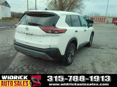 2023 Nissan Rogue S   - Photo 5 - Watertown, NY 13601