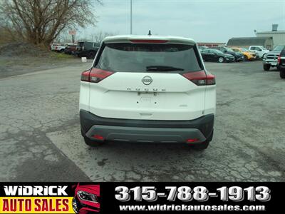 2023 Nissan Rogue S   - Photo 6 - Watertown, NY 13601