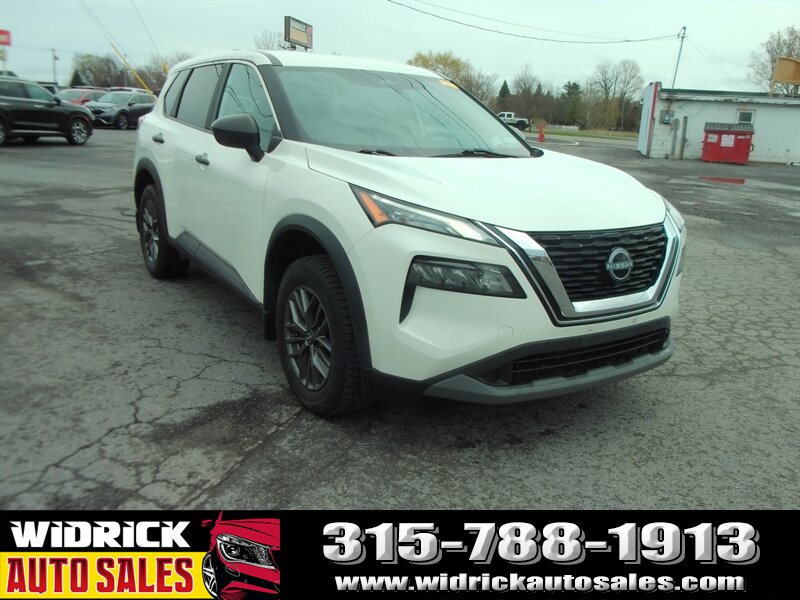 2023 Nissan Rogue S   - Photo 1 - Watertown, NY 13601