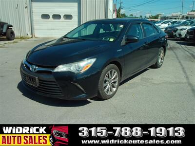2015 Toyota Camry Hybrid XLE - Photo 3 - Watertown, NY 13601