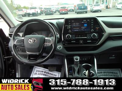 2020 Toyota Highlander LE   - Photo 7 - Watertown, NY 13601