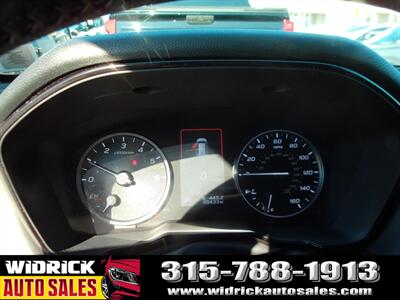 2022 Subaru Outback Premium   - Photo 11 - Watertown, NY 13601