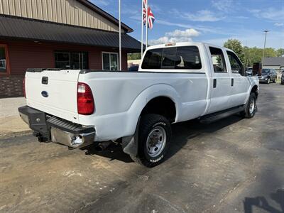 2015 Ford F-350 Super Duty XLT 4X4 - Photo 5 - Flushing, MI 48433