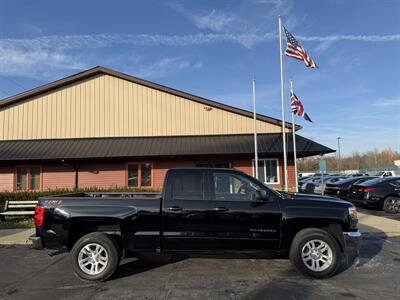 2018 Chevrolet Silverado 1500 LT Double Cab  4WD - Photo 4 - Flushing, MI 48433