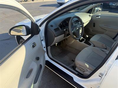 2007 Chevrolet Cobalt LS   - Photo 9 - Flushing, MI 48433