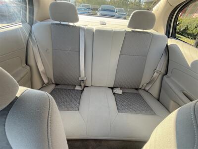 2007 Chevrolet Cobalt LS   - Photo 12 - Flushing, MI 48433
