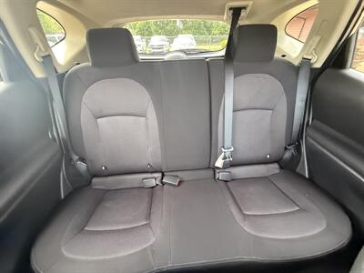 2011 Nissan Rogue SV AWD   - Photo 10 - Flushing, MI 48433
