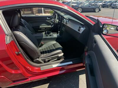 2007 Ford Mustang GT Premium - Photo 12 - Flushing, MI 48433