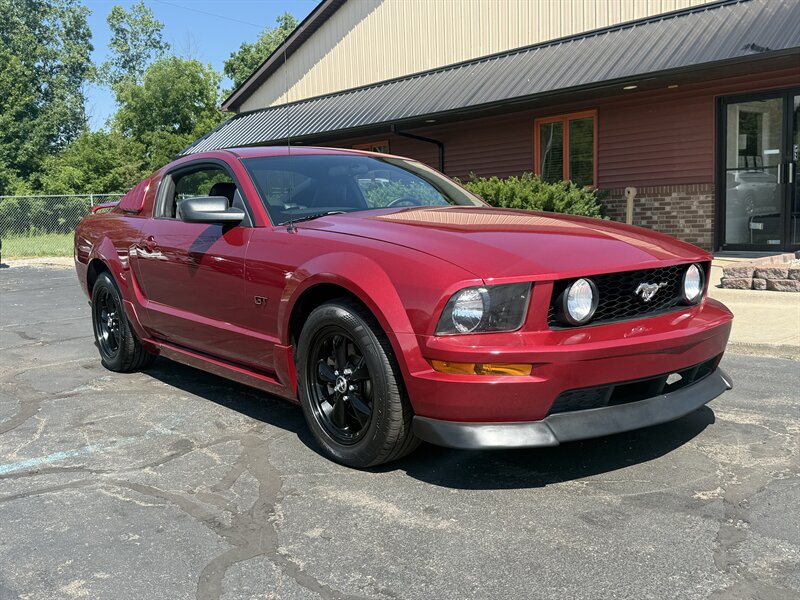 2007 Ford Mustang GT Premium   - Photo 1 - Flushing, MI 48433