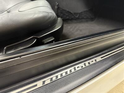 2002 BMW Z3 2.5i Roadster  5-Speed Manual - Photo 11 - Flushing, MI 48433
