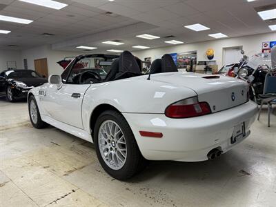 2002 BMW Z3 2.5i Roadster  5-Speed Manual - Photo 7 - Flushing, MI 48433