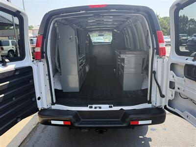 2017 Chevrolet Express 3500 155 " Wheelbase - Photo 13 - Flushing, MI 48433