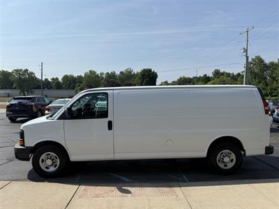 2017 Chevrolet Express 3500 155 " Wheelbase - Photo 7 - Flushing, MI 48433