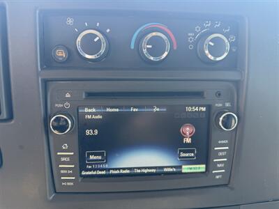 2017 Chevrolet Express 3500 155 " Wheelbase - Photo 18 - Flushing, MI 48433